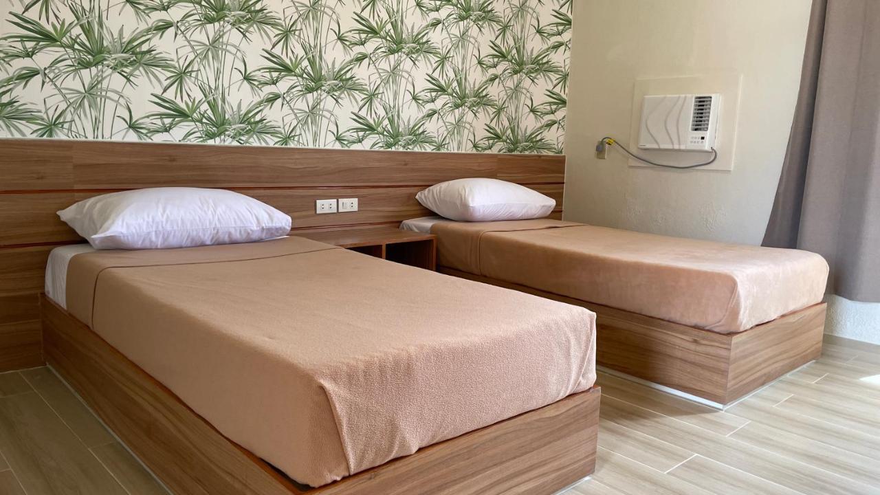 Red Knight Gardens Hotel Davao City Kültér fotó