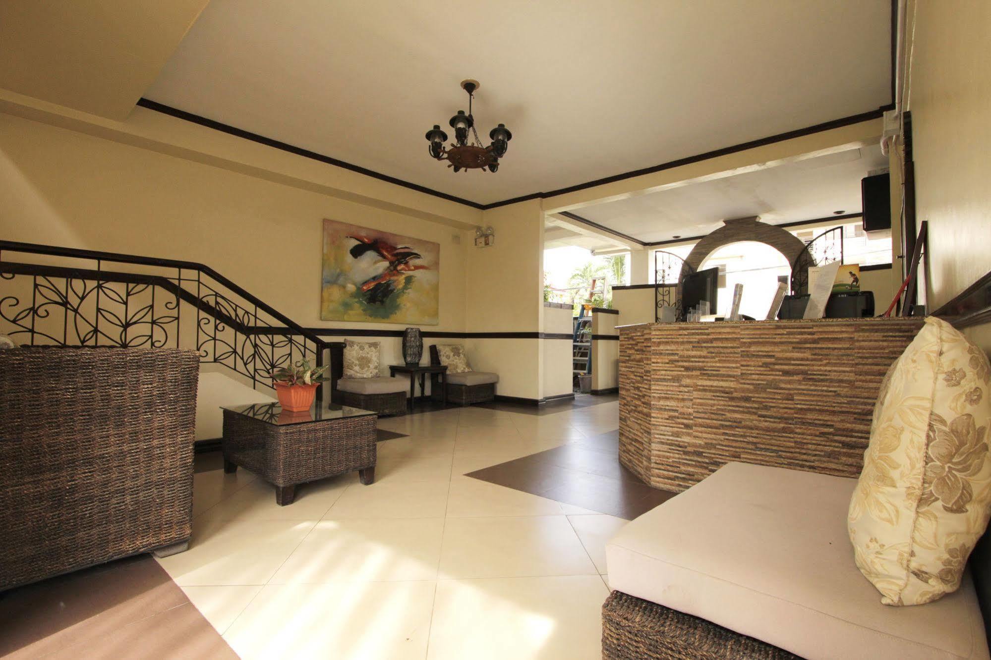 Red Knight Gardens Hotel Davao City Kültér fotó